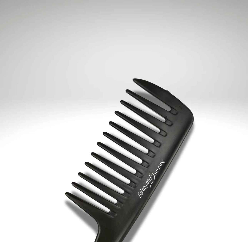 Amour Thairapy™ Wide-Tooth Detangling + Rack Comb