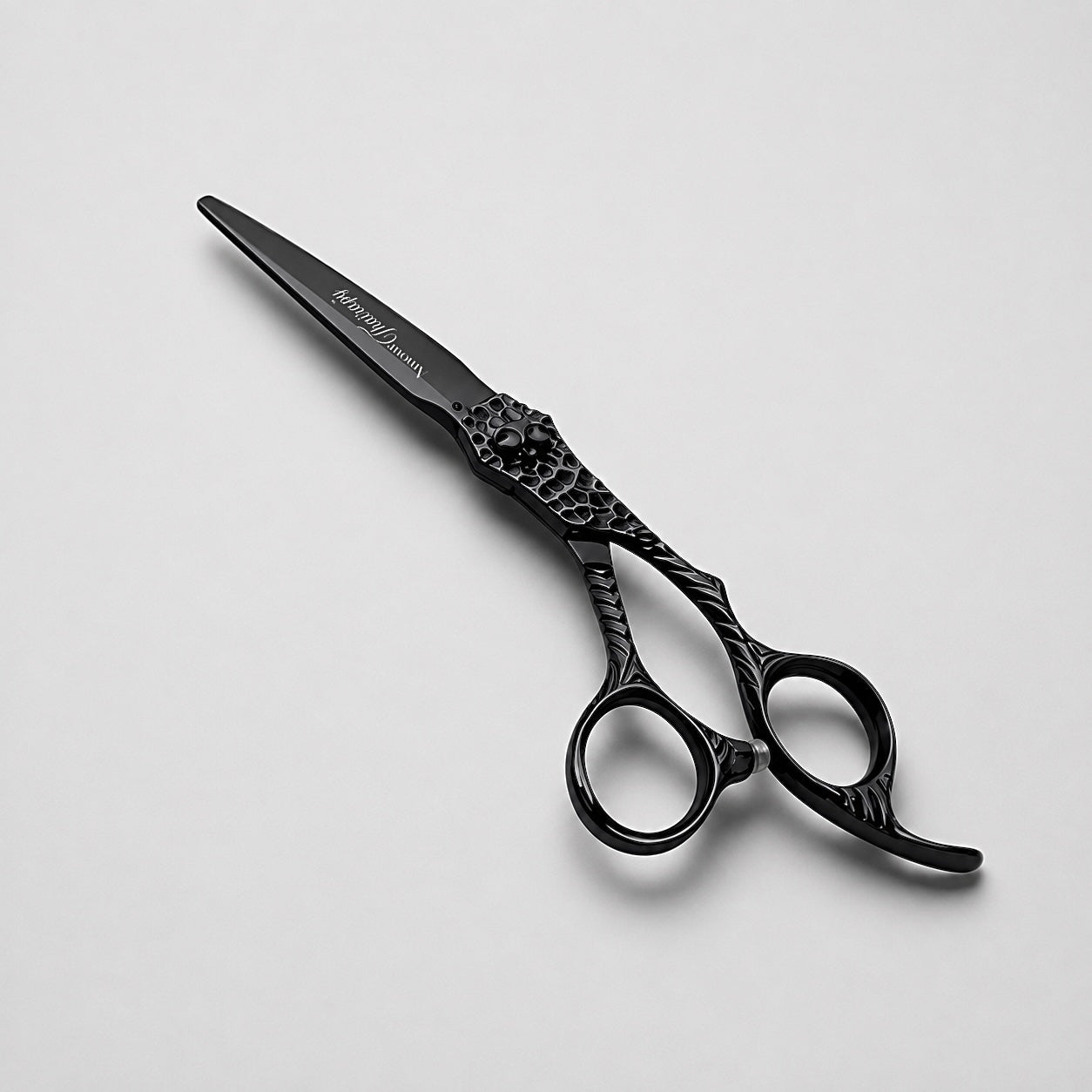 Amour Thairapy™ Signature Precision Gold Cutting Shears 